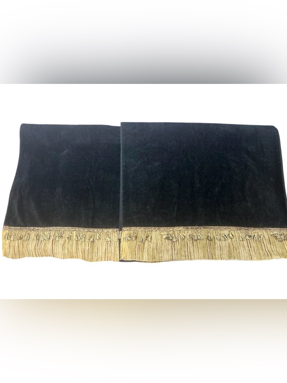 Avanti Look Black Velour Bath Towels Set 2 Tassel Fringe Gold Trim 24”x56” Lux